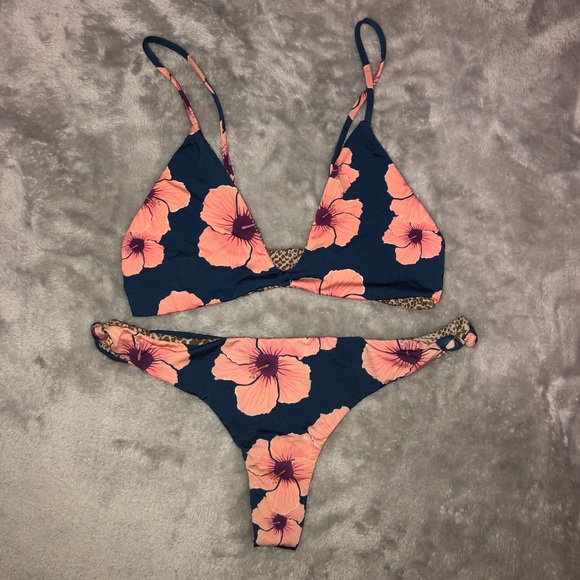 Acacia Swimwear Hibiscus Set - Picture 1 of 4